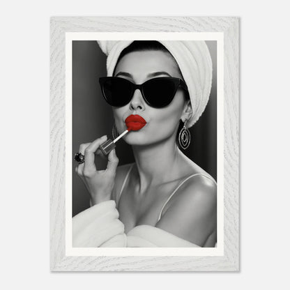 Red Lipstick Audrey