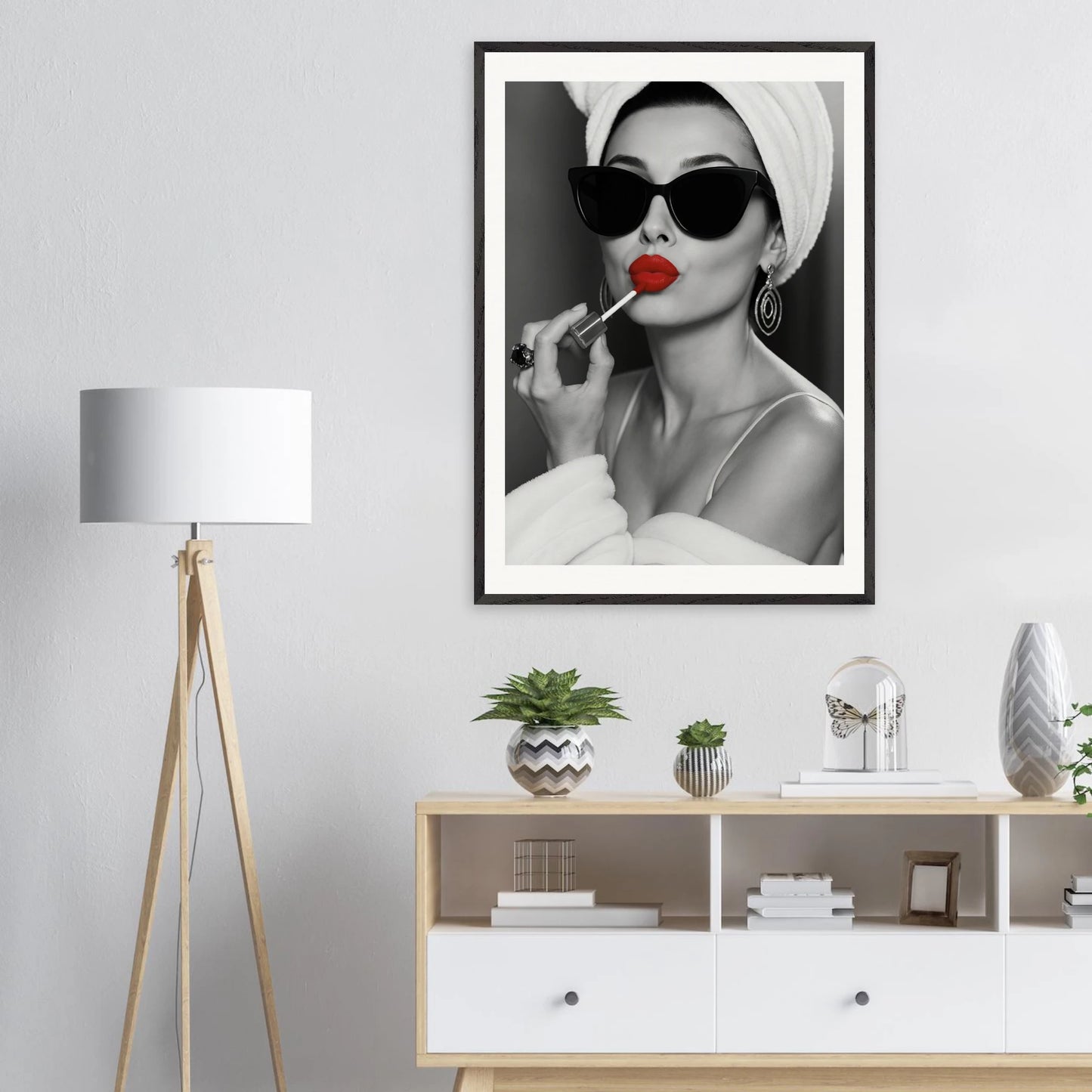 Red Lipstick Audrey